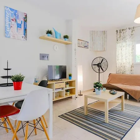 Selina 2-bdrm Maisonette With Shared Garden, Sani Sani (Chalkidiki)